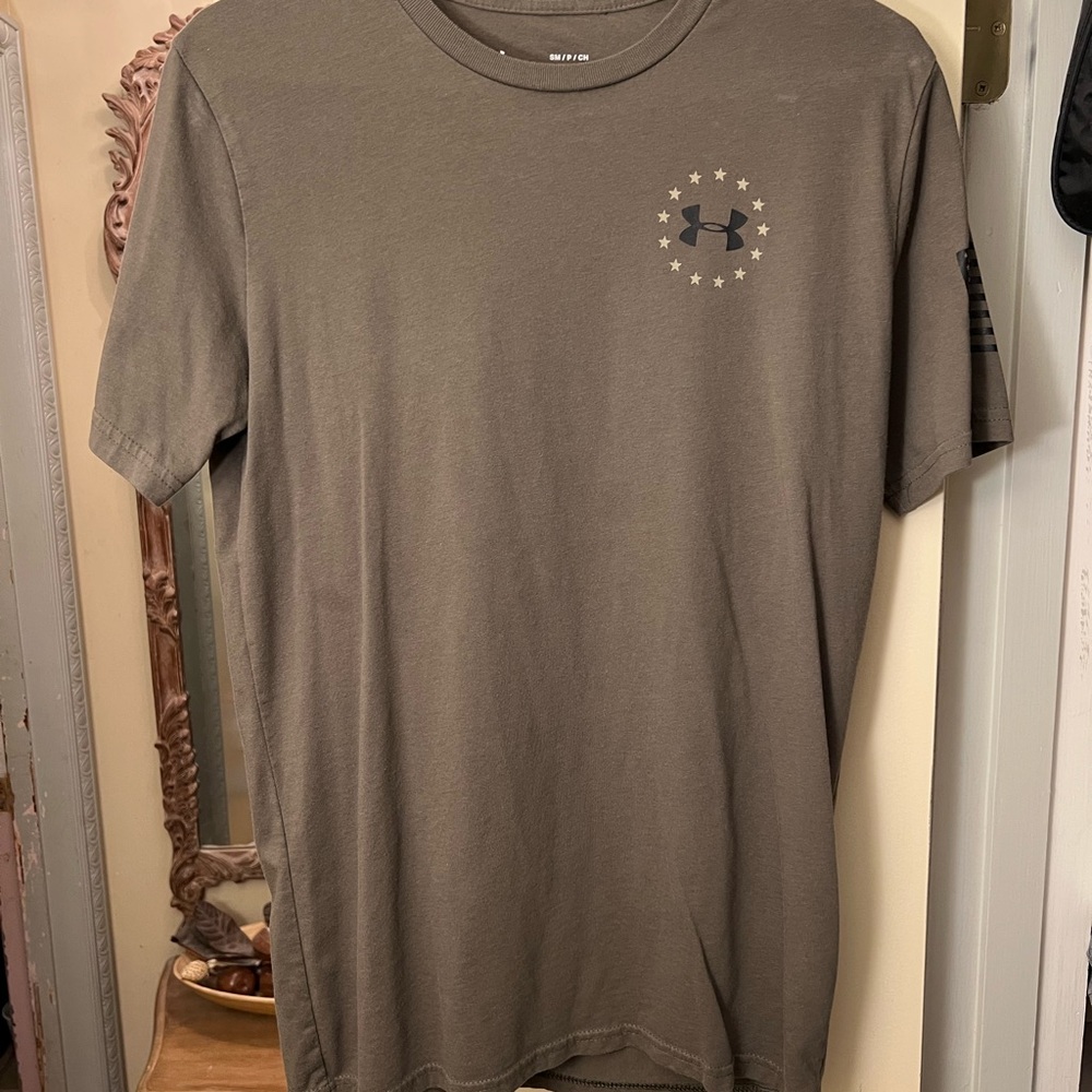 Under Armour Men's Khaki Short Sleeve Tee